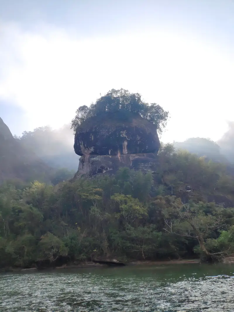 Wuyi Mountain Scenic Area - Six Bend