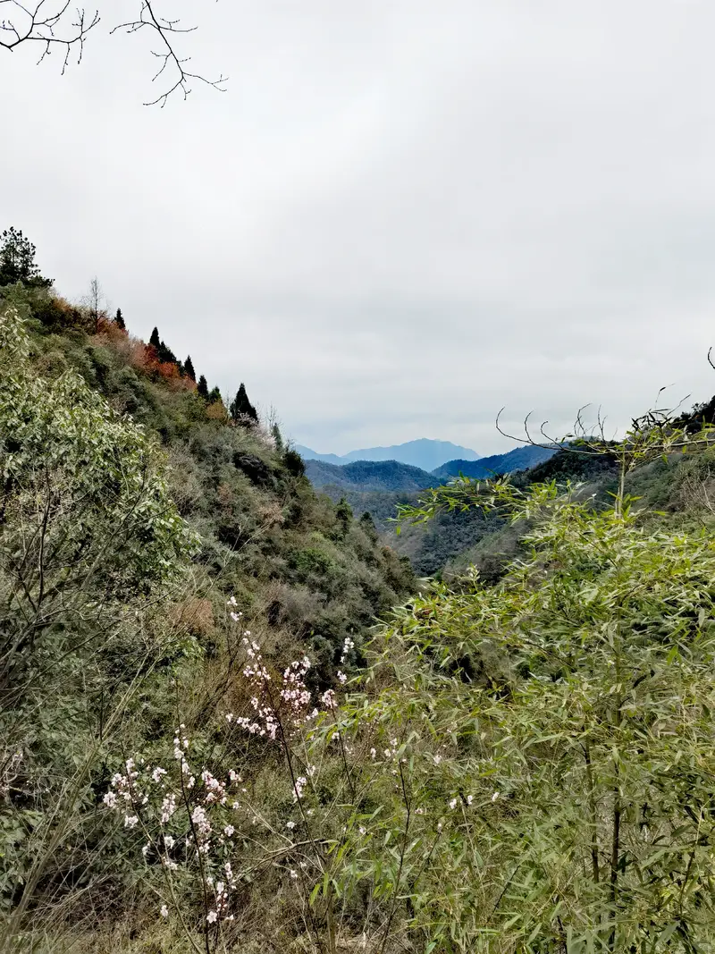 Chun'An County Snow Pit Source Prince Valley Scenic Trail