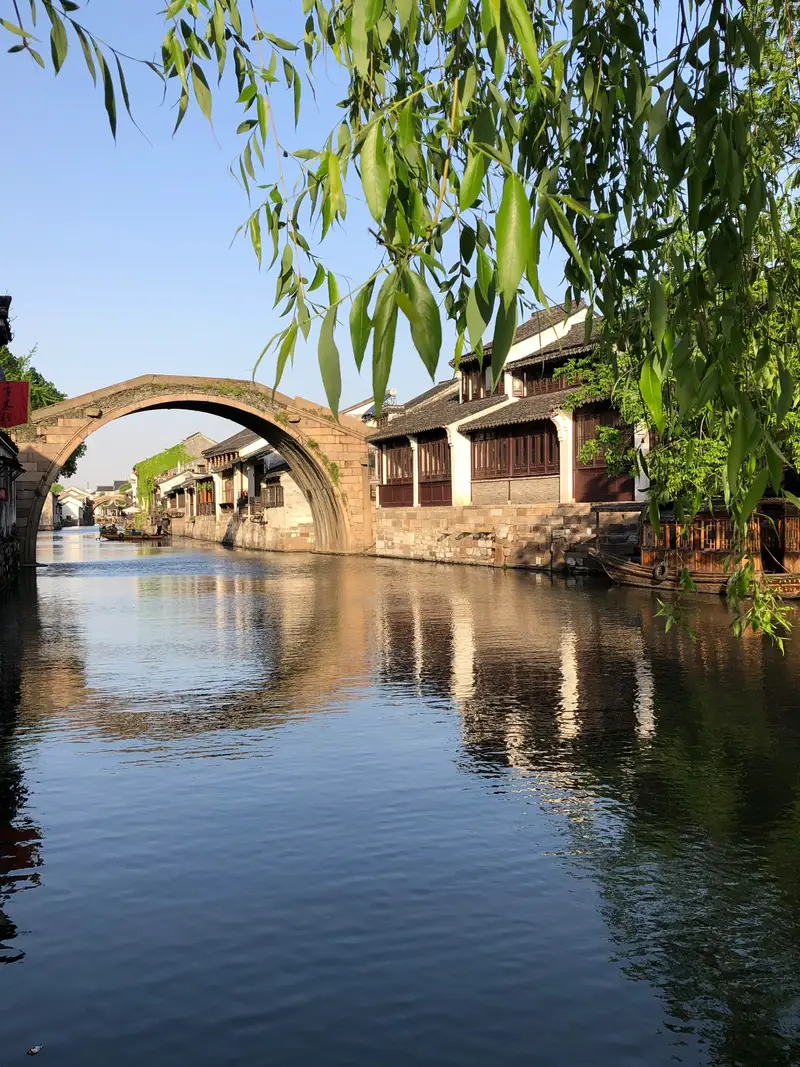 Tong Jinqiao
