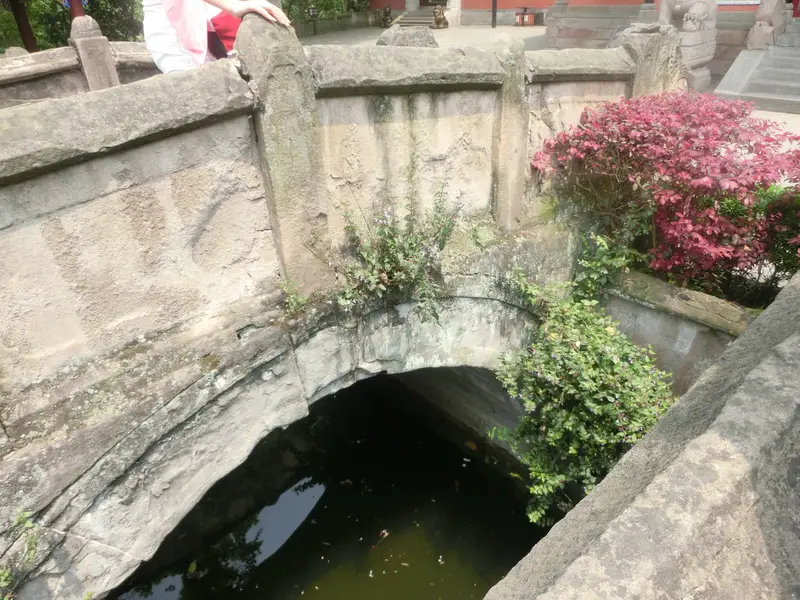 Naihe Bridge