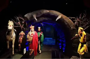 Weimu Kaila Red Carpet Wax Art Museum