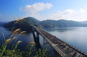 Qiandao Lake Bridge