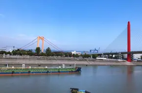 Gezhouba Sanjiang Bridge