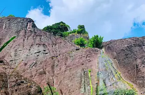Mount Wuyi Suspended Coffins