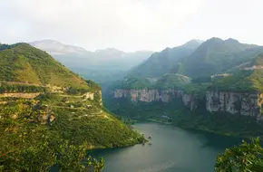 Candleholder Peak