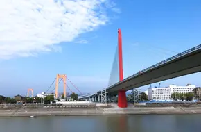 Gezhouba Sanjiang Bridge