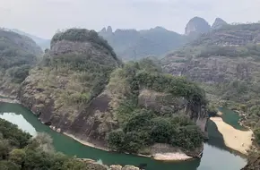 Wolong Pool