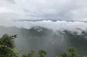 Yunyang Longgang Dragon Bridge Show