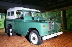 Yuecheng Classic Car Museum