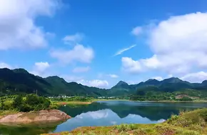 Longchuan Bay (Qiandao Lake)