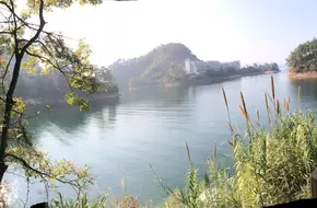 Thousand Island Lake Stone Forest Scenic Area Baiyun Mountain Villa
