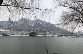 Xueni Pavilion, Xiang Lake Tourist Resort