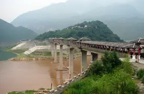 Baidi City·Qutang Gorge - Fengyu Gallery Bridge