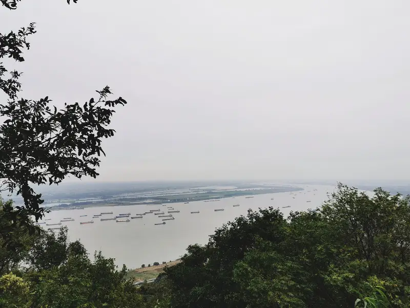 Xixia Mountain Scenic Resort - Emperor Qin At The River