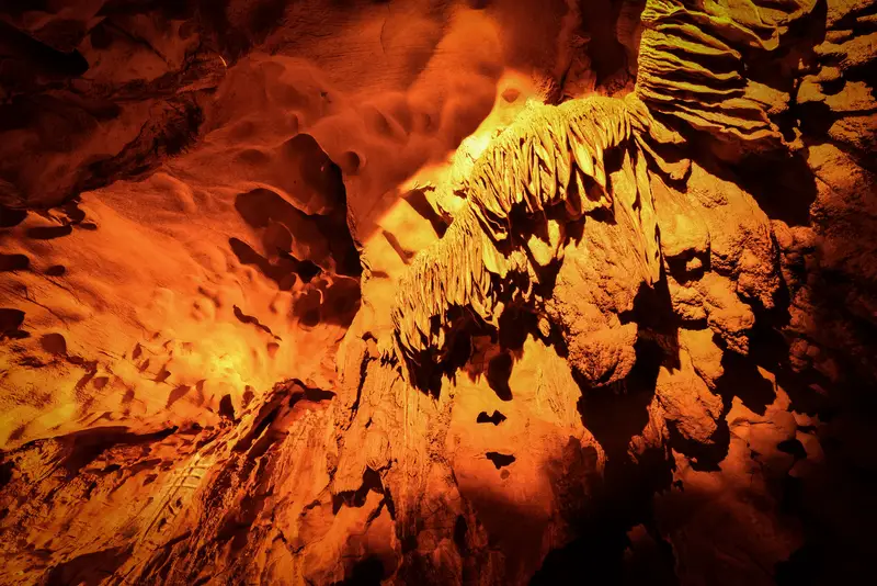 Guanyan Cave