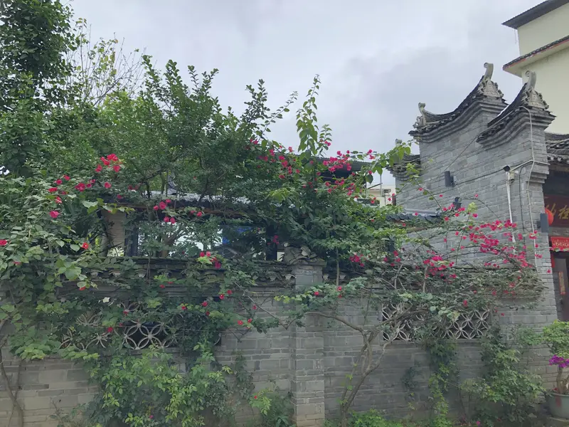 Old Site Of Guiyi County