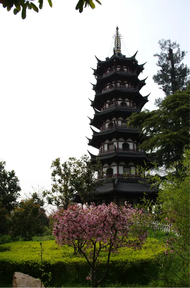 Bailuzhou Park-Bailuzhou Jiufeng Temple