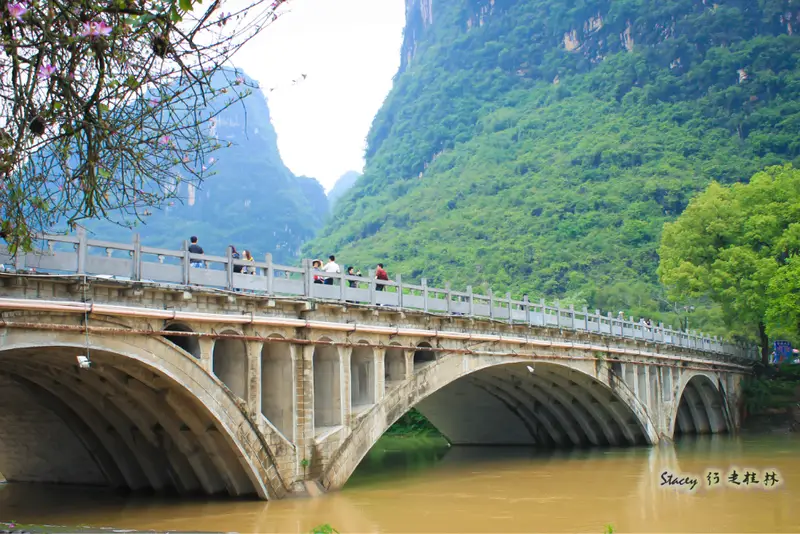 Golden Dragon Bridge