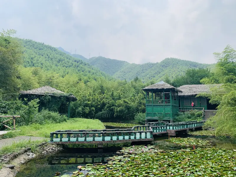 Tianxia Silver Pit Scenic Area