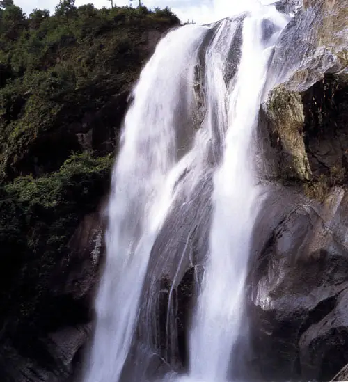 Baoding Waterfall