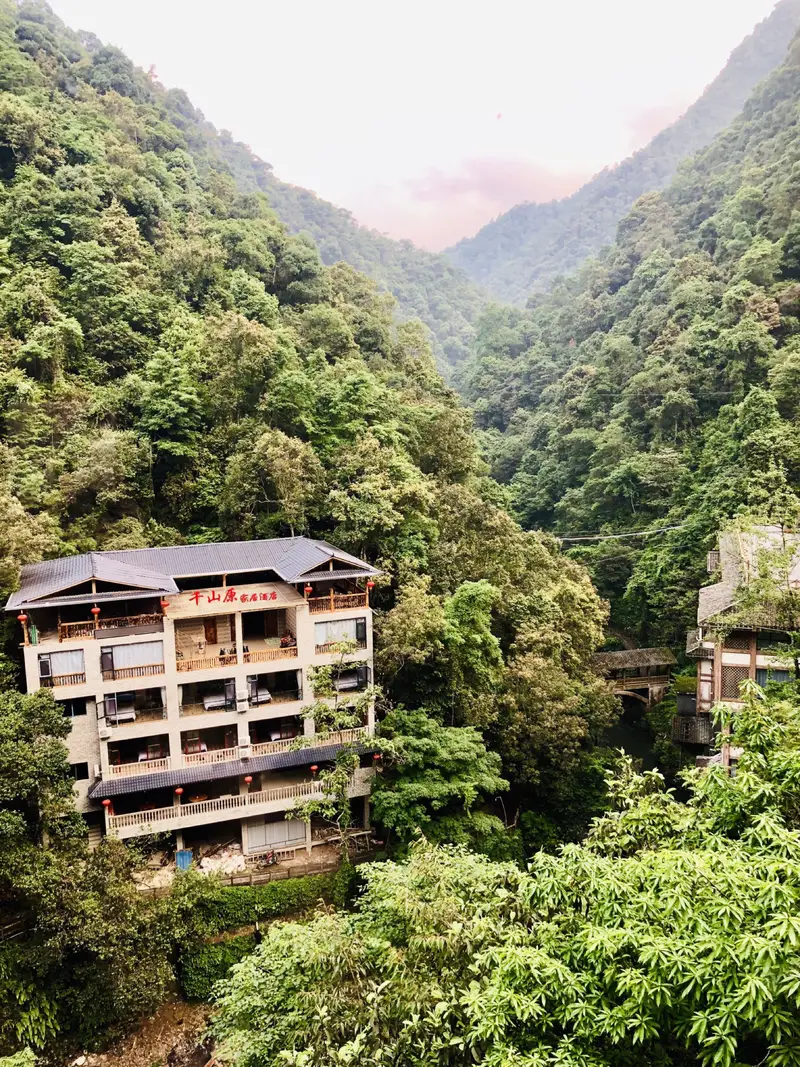 Cloud Wisdom·Longsheng Hot Spring Boutique Hotel