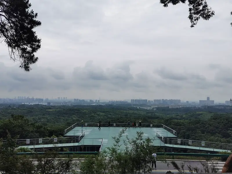 Laoshan Dayizi Mountain Observation Deck
