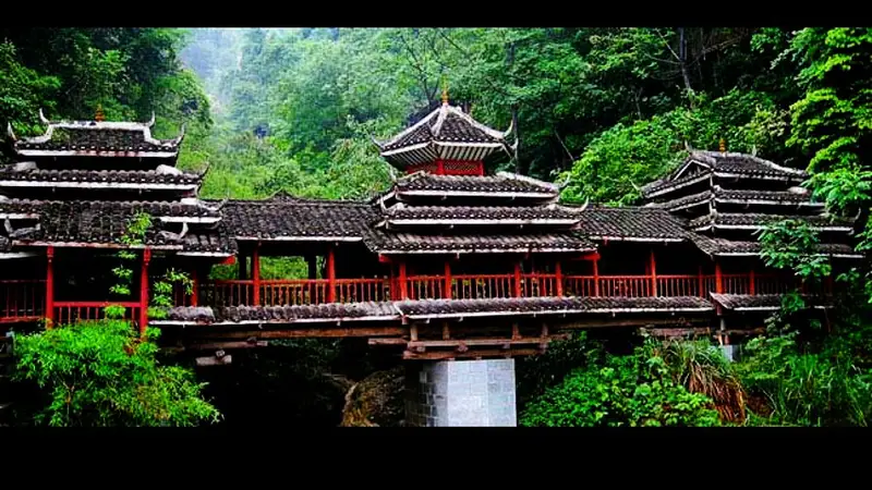 Yinshui Dong Village