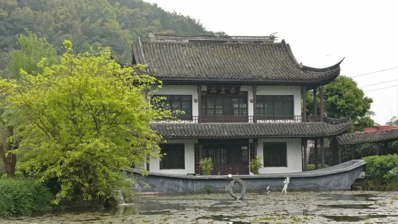 Longche Temple Pagoda Mausoleum