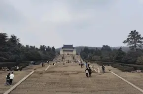 Zhongshan Scenic Area - Feng'An Memorial Bronze Tripod
