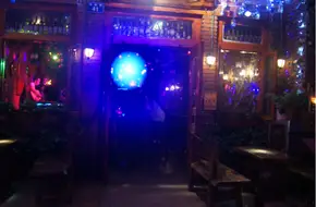 Double Moon Bar