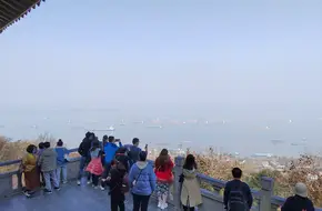 Xixia Mountain Scenic Resort - Emperor Qin At The River