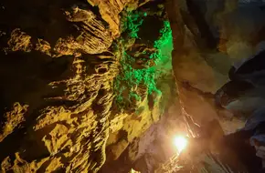 Guanyan Cave