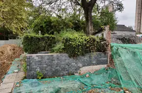 Ruan Ji'S Tomb
