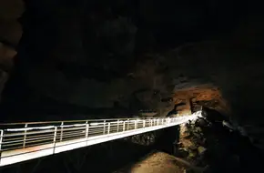 Yongfu Tiankeng
