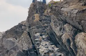 Mengqing Cliff Bridge