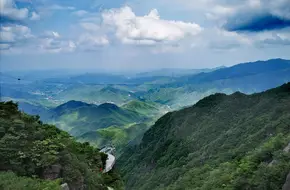 Red Bean Lake
