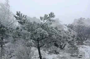 Qiannu Peak