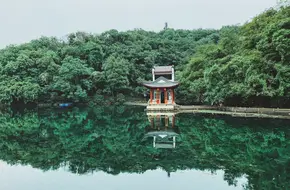Zhenzhuquan Scenic Area