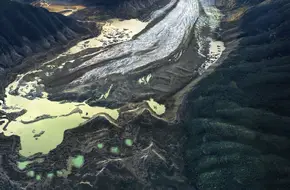 Baota Mountain Forest Park