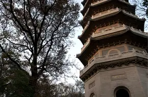 Linggu Tower