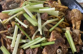 Zunshen Temple Night Market