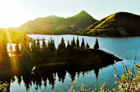 Guilin Lake Of Heaven Ecological Tourism Resort