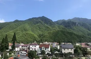 Xianlong Gorge Eco-Tourism Resort