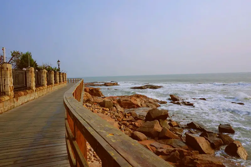 Qingdao Coastal Tourist Walkway