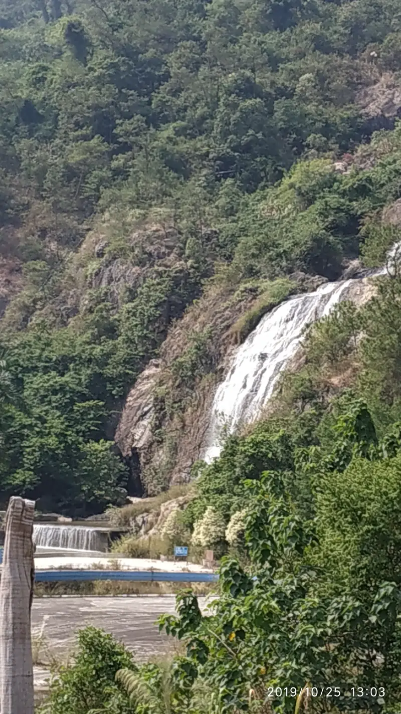 Furong Flying Falls