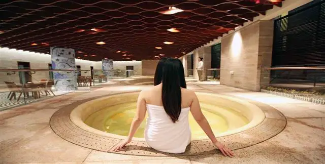 Jinqi Yulin Hot Spring Resort