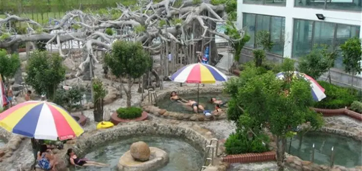 Qingdao New Space Hot Spring Resort