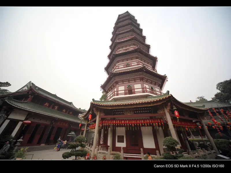 Flower Pagoda Of Six Banyan Temple
