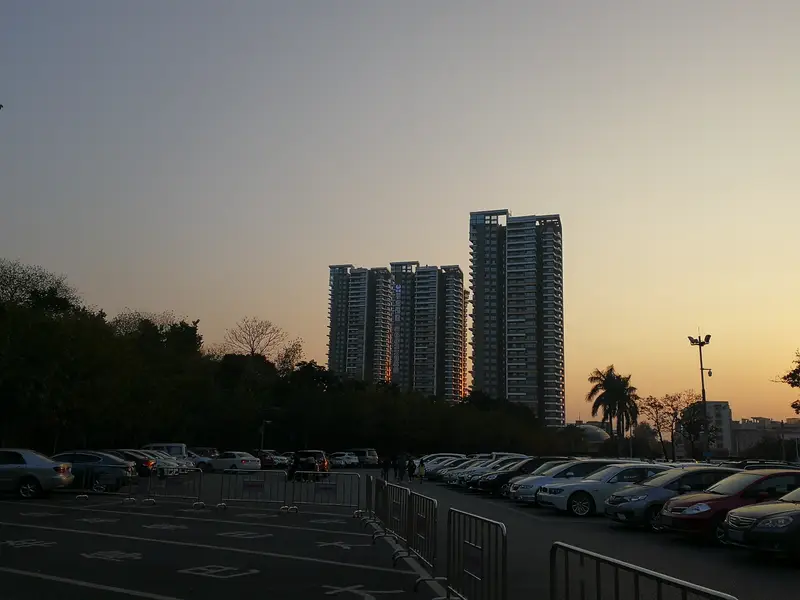 Huadu Lake Square