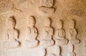 Da Zhu Shan Grottoes